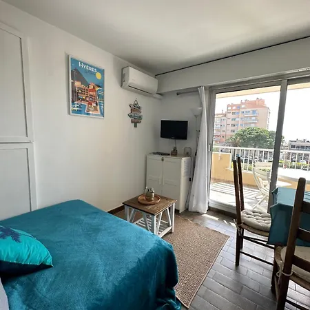 Sophia Summer Studio, Vue Cote Avec Clim Et Parking *